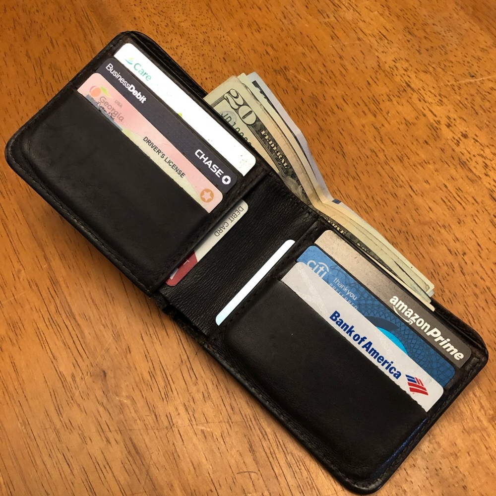 Rare & Discontinued - Louis Vuitton Utah Bifold